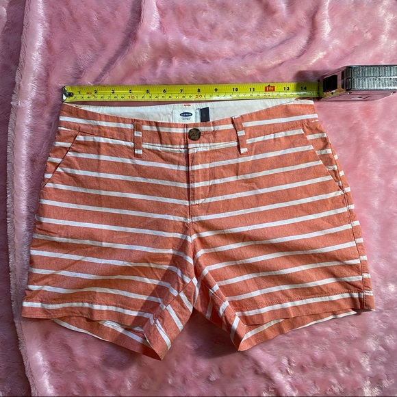 Old Navy Shorts - Picture 5 of 6